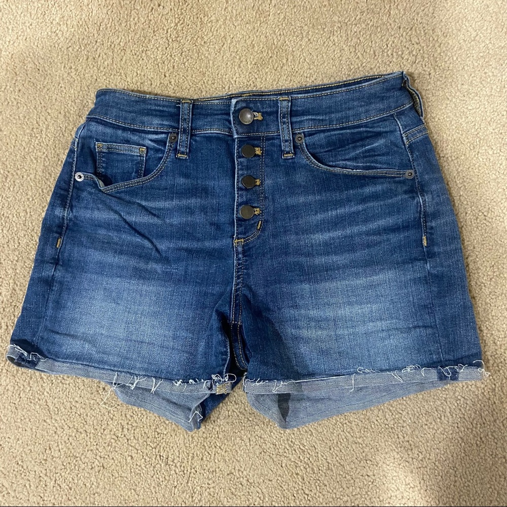 Universal thread high rise midi shorts